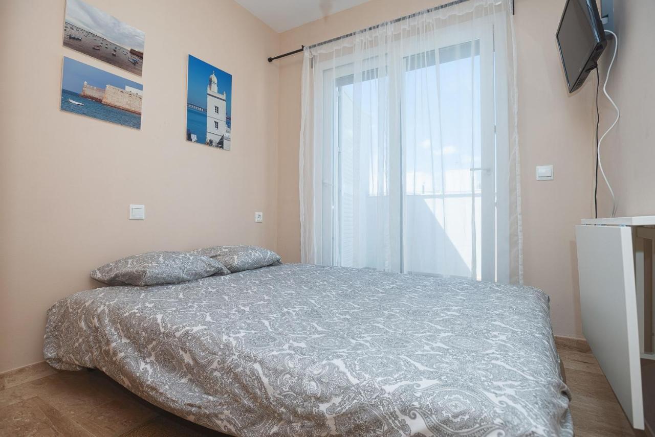 La Casa De La Dehesa- Solo Familias Villa Конил-де-ла-Фронтера Екстериор снимка